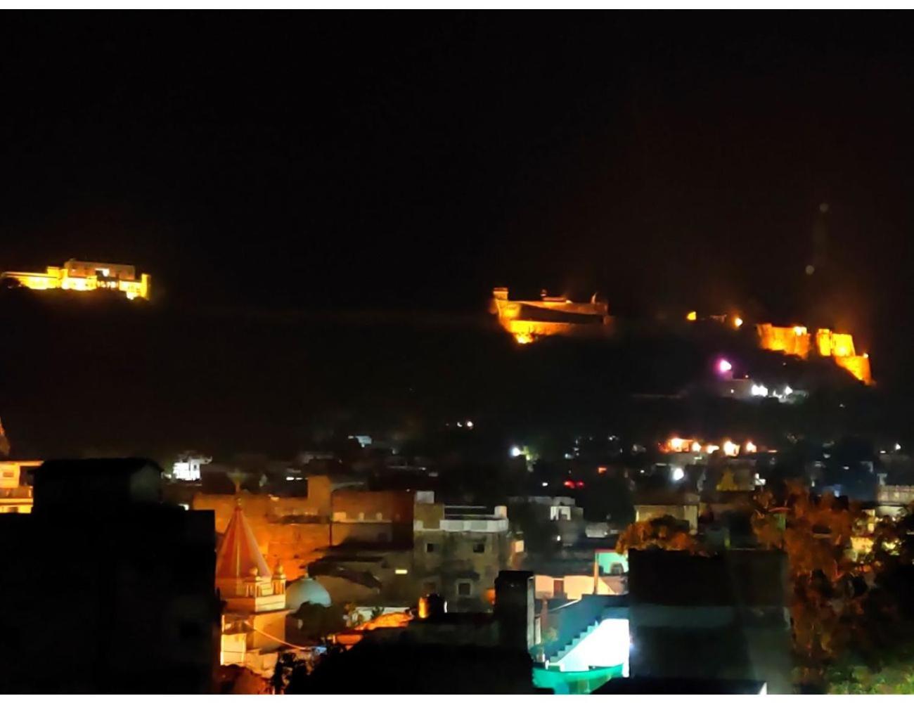Hotel Pragati, Chanderi, Mp المظهر الخارجي الصورة
